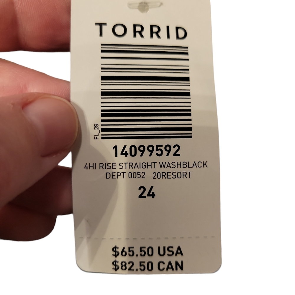 Torrid, NWT, Jeans, High-Rise Straight, Cropped at Ankle, Women's sz 24, L-39 In - Picture 5 of 5